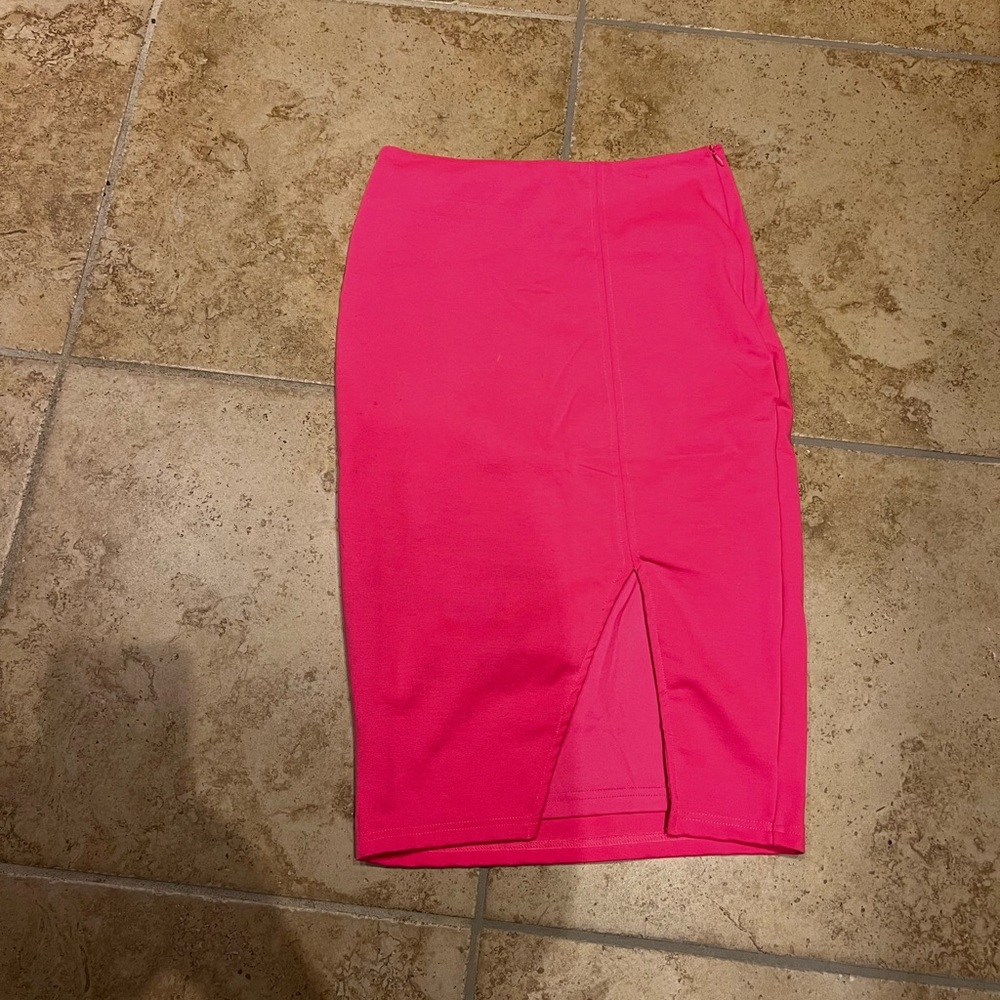 Hot pink pencil skirt with side split